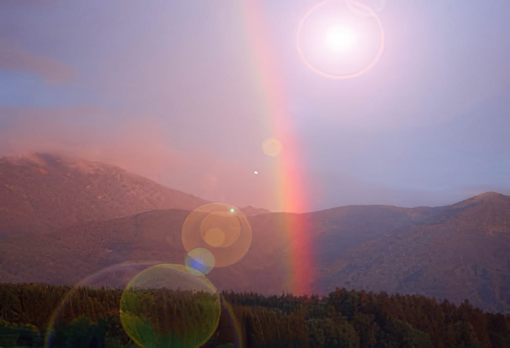 Regenbogen & Light Flare (c) Univ.-Prof. Dr. Gerhard W. Hacker